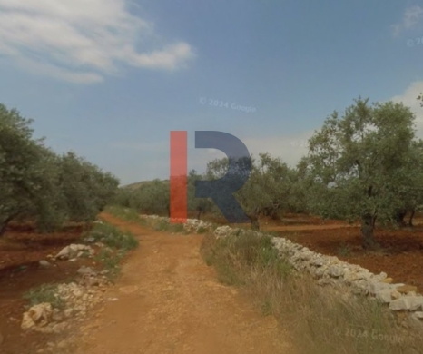 R9-1293 Land for Sale in Btouratij – Koura, 1620 m², Zoning 25/75, Exclusive Price
