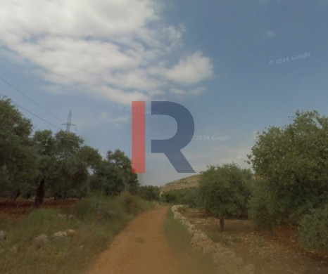 R9-1520 Land for Sale in Btouratij – Koura, 2800 m², Zoning 25/75