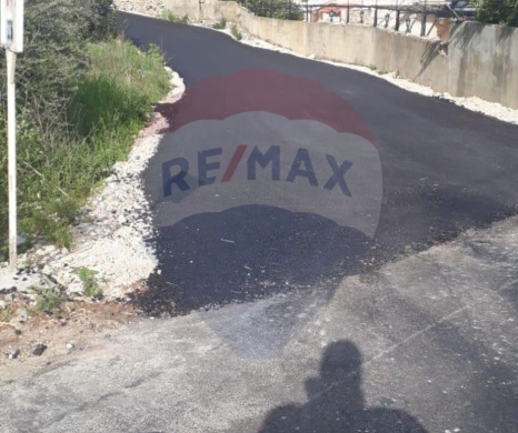 R9-1960 Land 2205 sqm for sale in Btouratij - Koura, Ideal for Residential Development