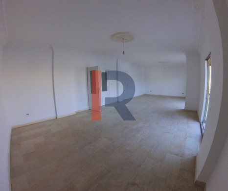 R9-2574 Apartment 225m for Sale in Rahbat Street - Tripoli