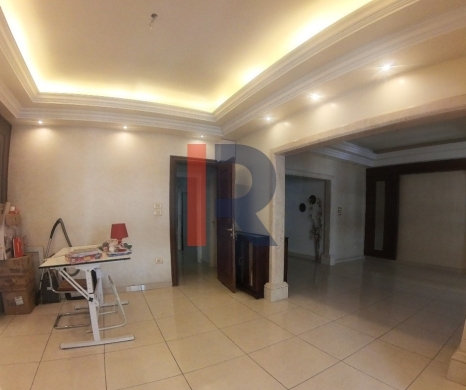 R9-2592 Apartment for Sale in Azmi, Tripoli — 185 Square Meters