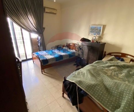 R9-2708 Central Apartment for Sale in Azmi Street – Tripoli