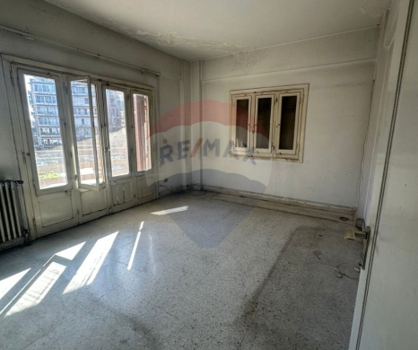 R9-2726 Apartment for Sale on Main Road – Miten Street