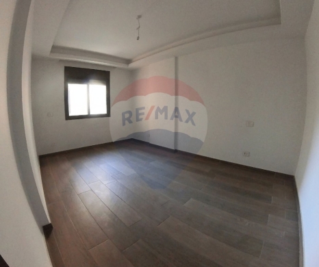 R9-2735 Luxury 200m² Apartment For Sale On Jamil Adra Street