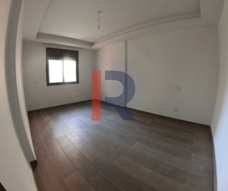 R9-2735 Luxury 200m² Apartment For Sale On Jamil Adra Street