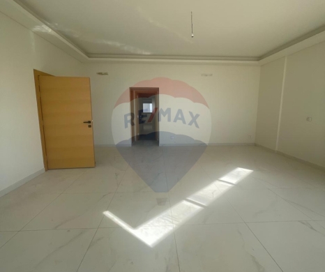 R9-2782 Spacious 3BR Apartment in Balamand with Panoramic Balconies