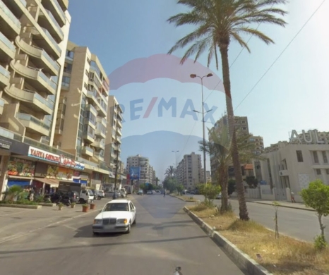 R9-2857 Prime Commercial Space in Tripoli – 3 Floors in High-Traffic Zone