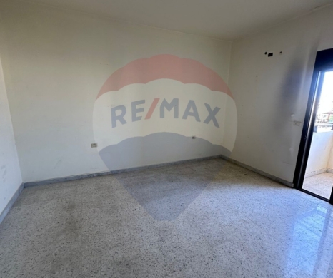 R9-2863 Spacious 4th Floor Rental in Tripoli – 3 Bedrooms