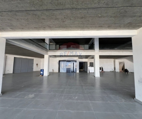 R9-2904 Whole Building for Sale in Qalamoun Highway – 1700 m², 4 Floors, 3 Facades