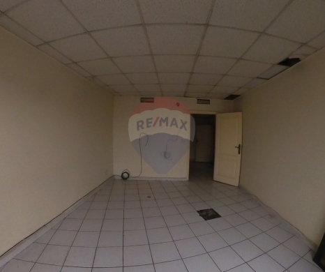 R9-2978 Office Space for Sale in Tal Tripoli – 70 m², 4th Floor, 2 Rooms