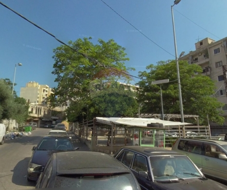 R9-3032 Land 200m with Building for Sale in Tripoli Old City – أرض 200م مع مبنى للبيع في سوق طرابلس